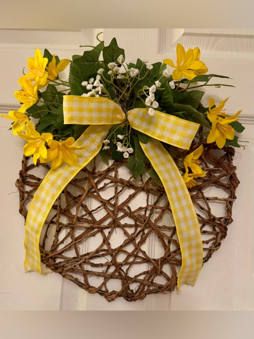 Circle Wreath Yellow Gingham Ribbon & Flowers, white Baby’s Breath  Door, Wall
